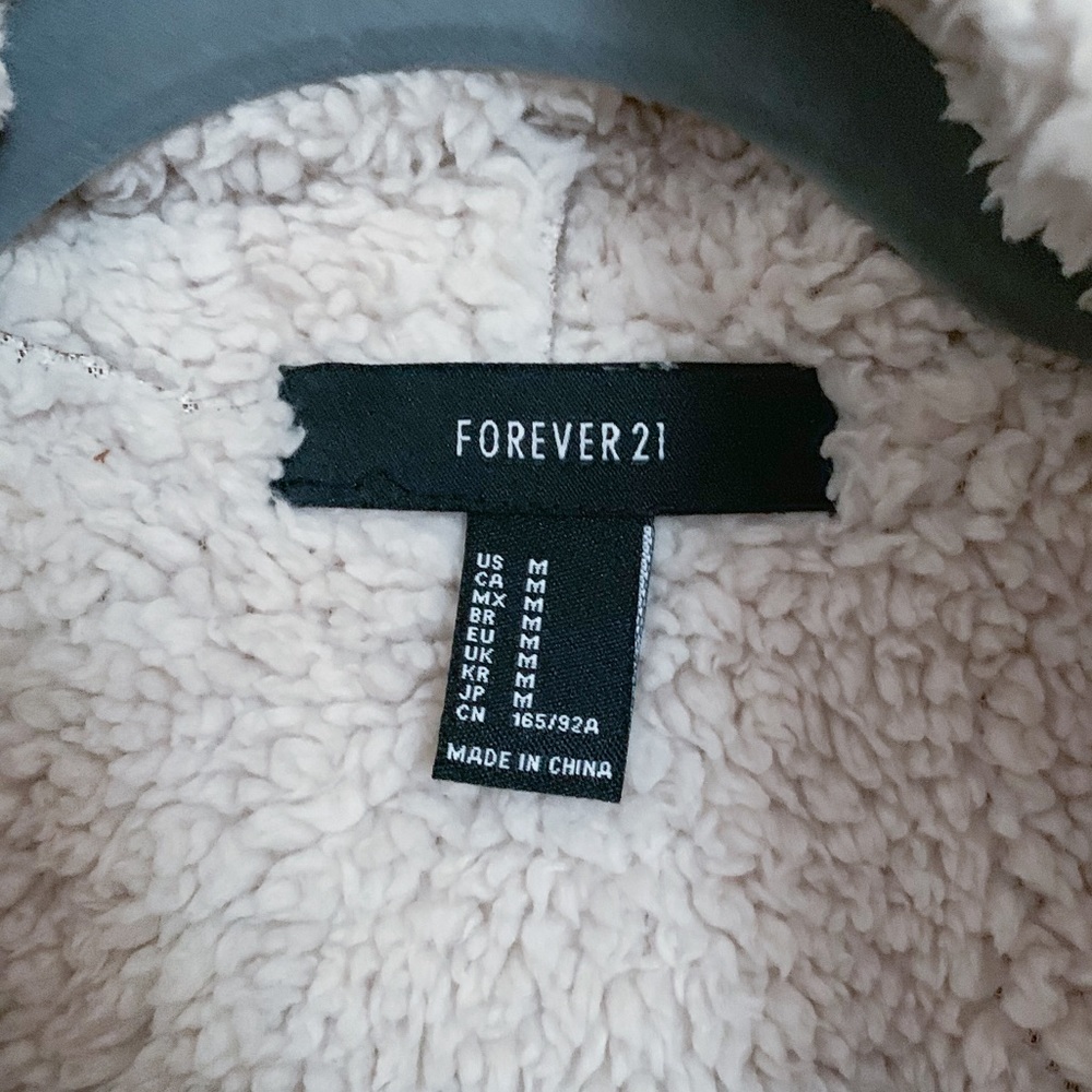 Forever 21 Faux Sheepskin Vest - Picture 6 of 8